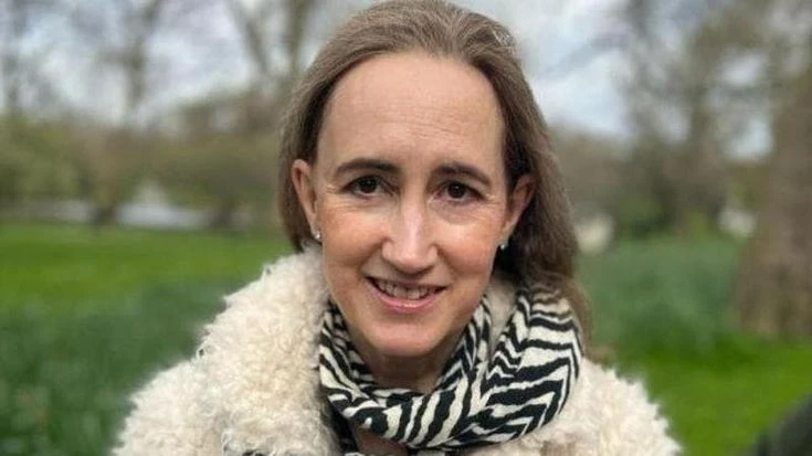“Cosa si prova”: nel nuovo romanzo Sophie Kinsella racconta il cancro