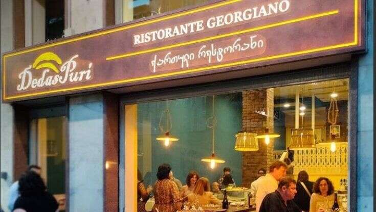 Caro bollette, per risparmiare il ristorante georgiano diventa 'romantico': si cena a lume di candela