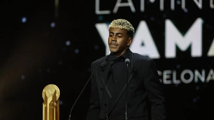 Lamine Yamal secondo nella corsa al Pallone d'Oro. Ma resta il miglior giovane
