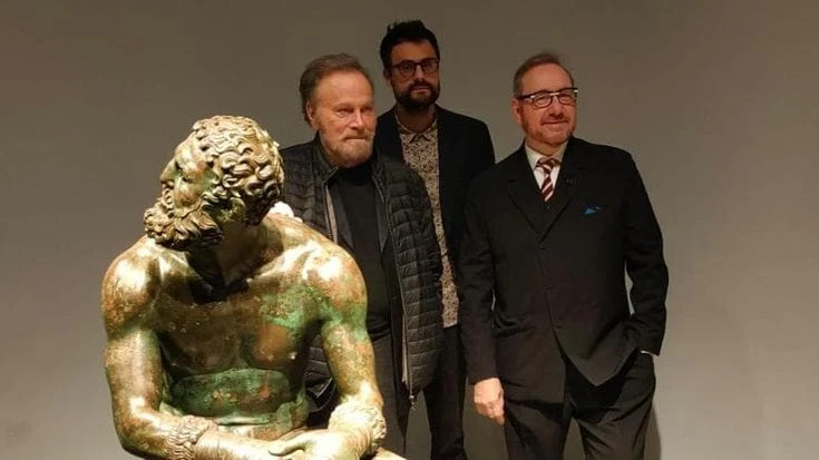 Boxe e arte, Franco Nero e Kevin Spacey leggono versi ispirati al Pugile a riposo