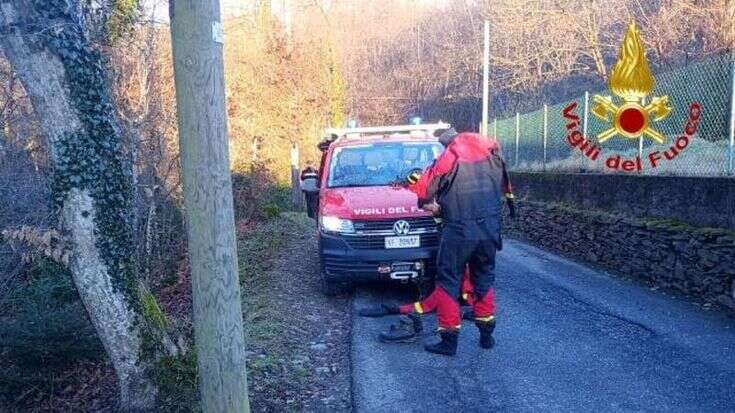 Montegrino Valtravaglia, motociclista precipita da un ponte e muore: indagini sulla dinamica