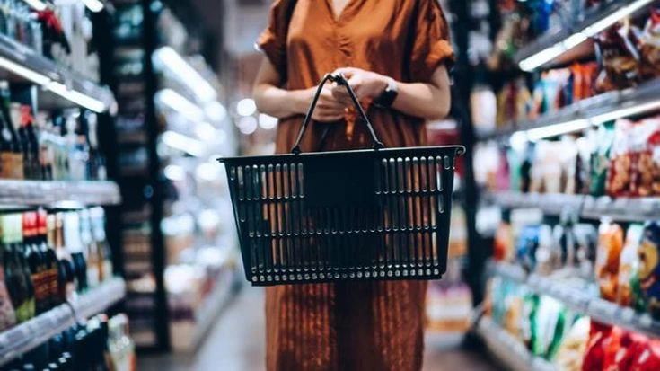 Il largo consumo cresce ma l’inflazione fa ancora paura