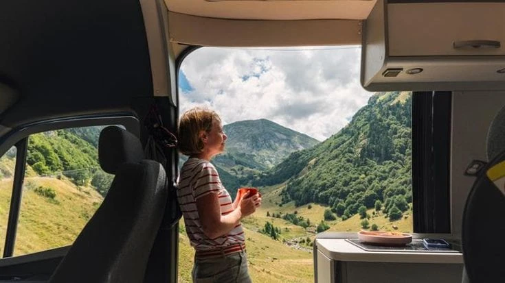 Il camper traina il turismo itinerante