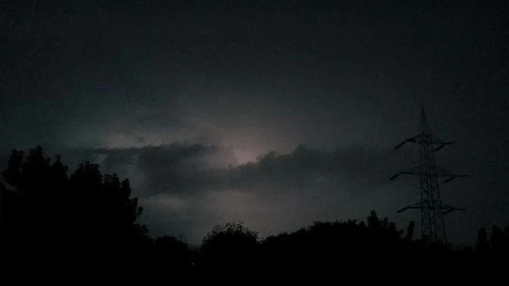 Maltempo a Milano, allerta gialla per temporali forti dalle 12 di domenica 7 luglio fino a lunedì