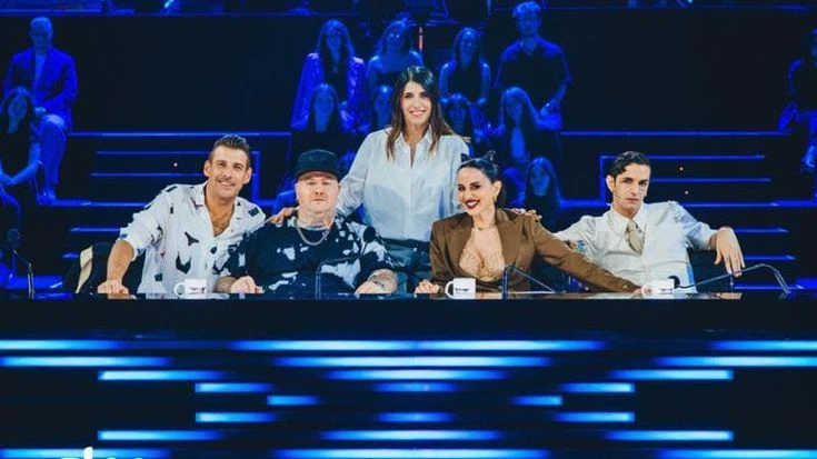 X Factor, inizia la sfida in diretta con i Live. Prima ospite Annalisa