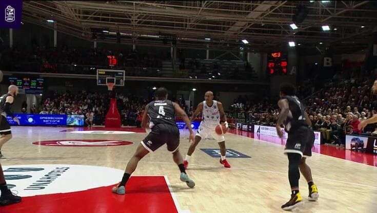 Basket serie A, gli highlights di Reggio Emilia - Tortona