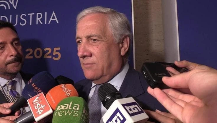 Tajani su Putin: “Solo le sanzioni fermano l’esercito”. E su Gaza: “Hamas accetti il piano Usa”