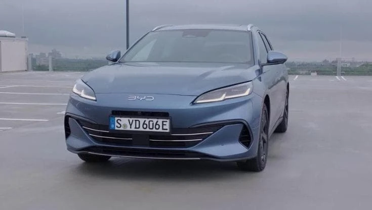 La prova al volante della Byd Seal 6 DM-i Touring