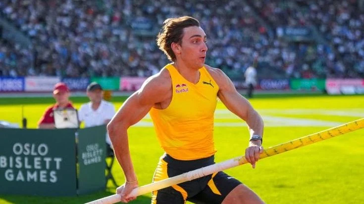 Duplantis vola a 6,28: è il nuovo record del mondo del salto con l’asta