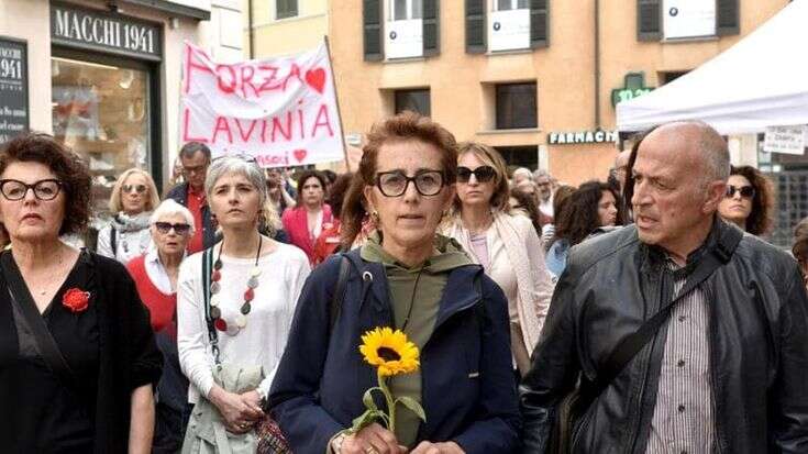 Torna a casa Lavinia Limido, la donna sfregiata dall’ex Marco Manfrinati. La madre: “Mia figlia è una tigre, ha vinto lei”