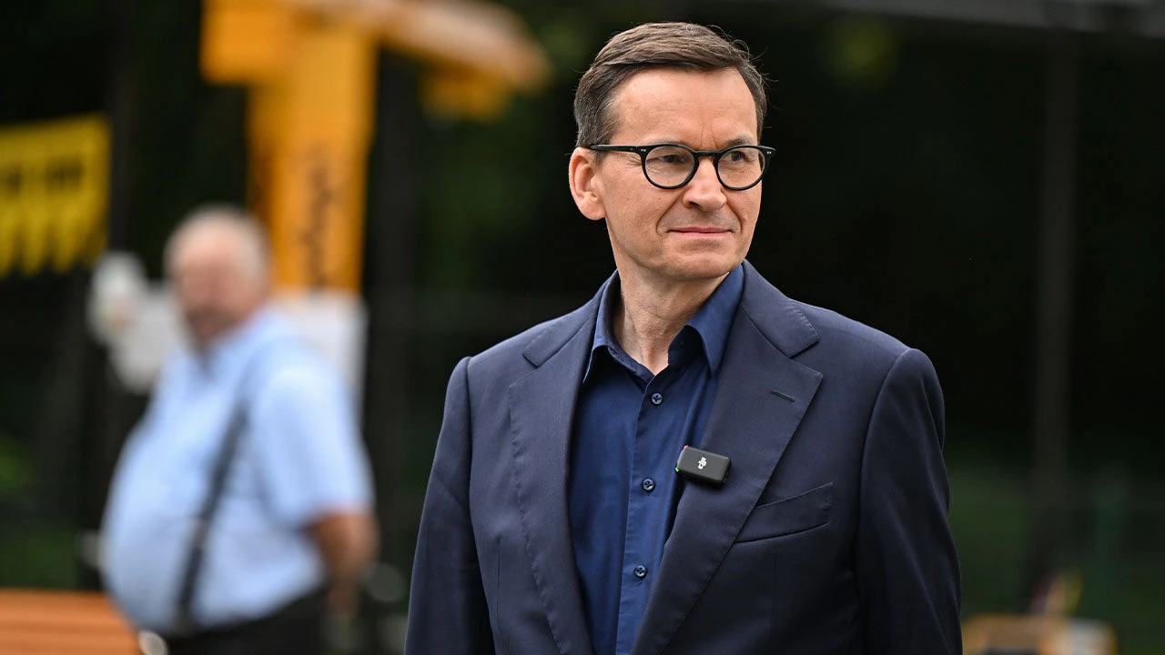 Termin ultimatum minął. Nocne wpisy ludzi Morawieckiego