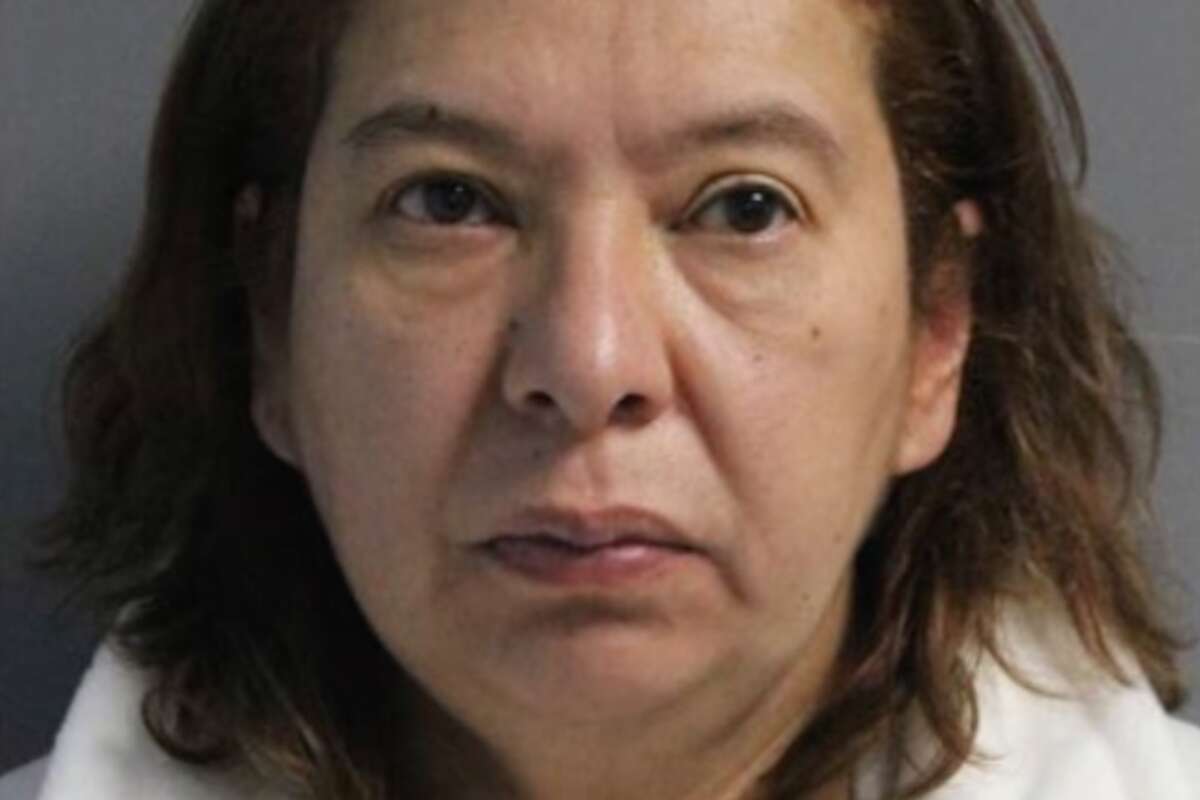 Woman accused of posing as dentist ‘gave patients nerve damage’