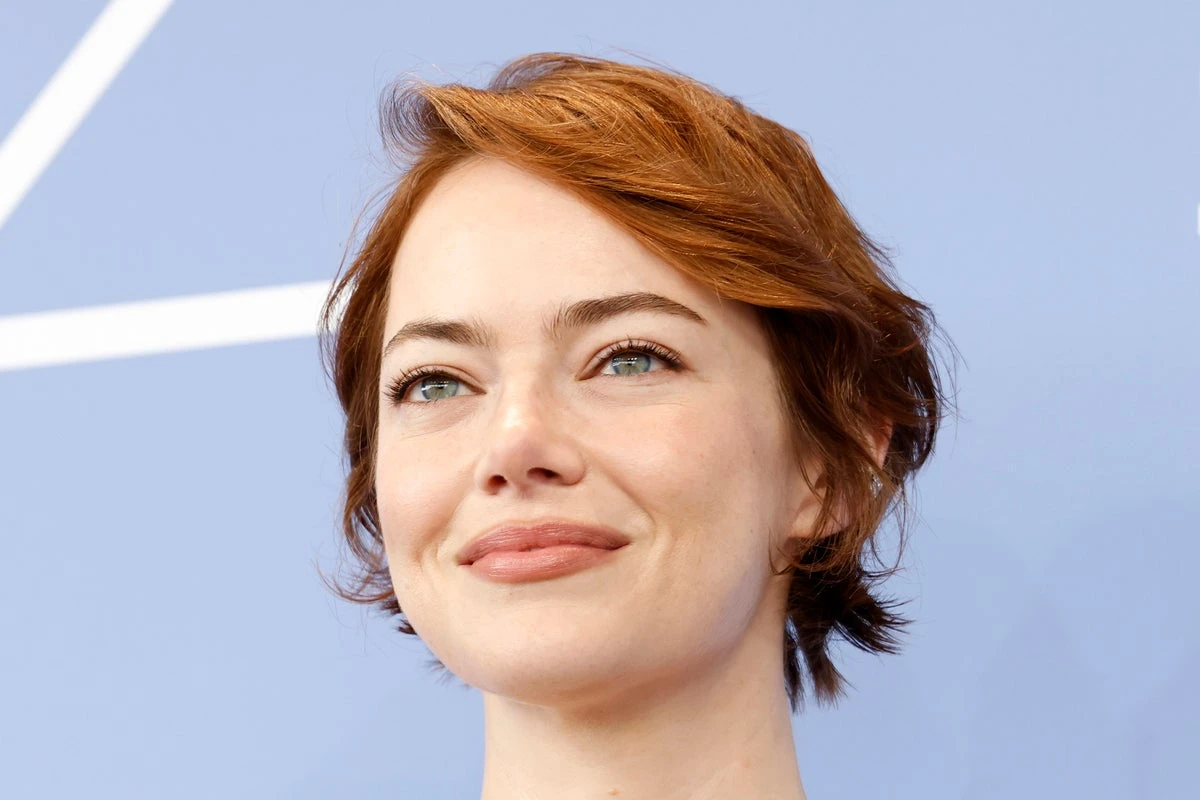 Emma Stone declares belief in aliens and explains her reasons