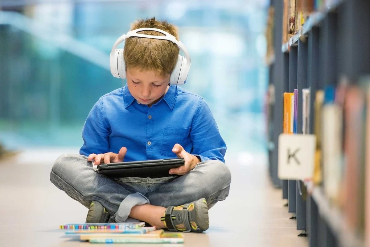 The evidence behind the UK’s new screen time guidance for children