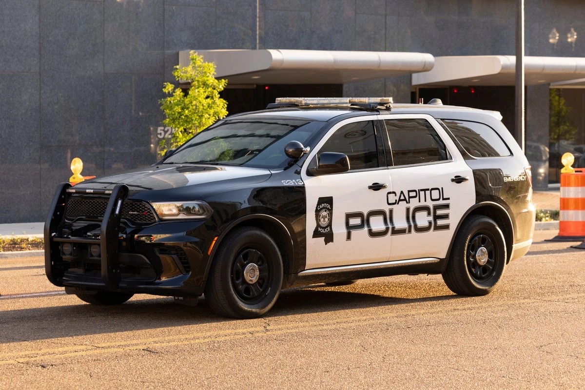 Two Mississippi Capitol cops indicted for manslaughter