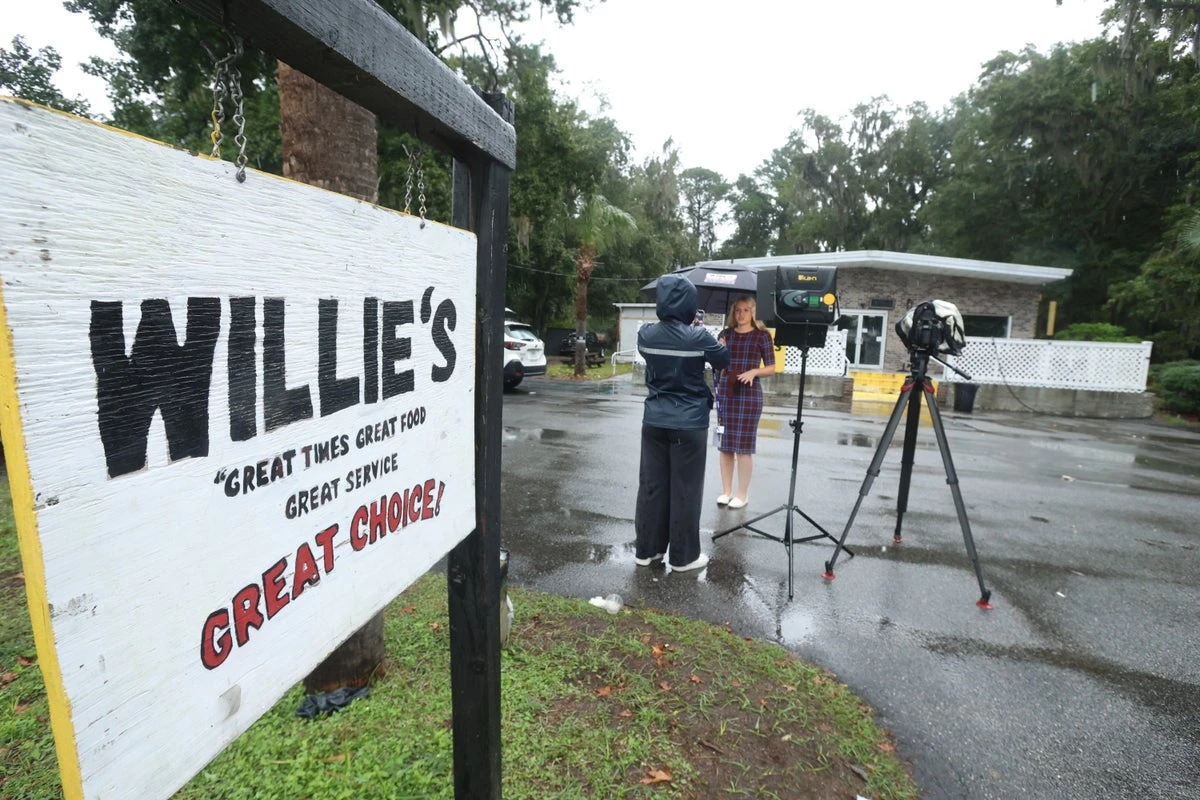 Police hit out at lack of witnesses as four killed at 700-person party