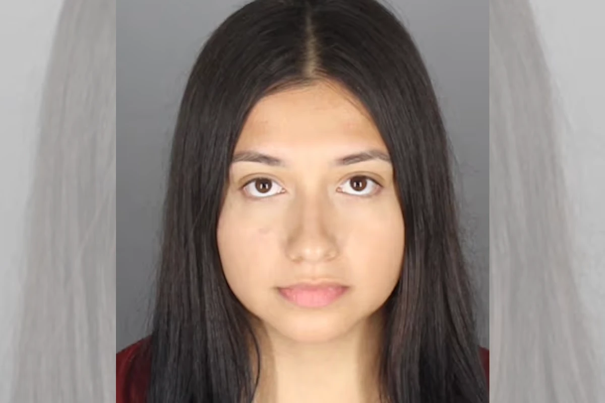 Prep school teacher accused of having sex with teen