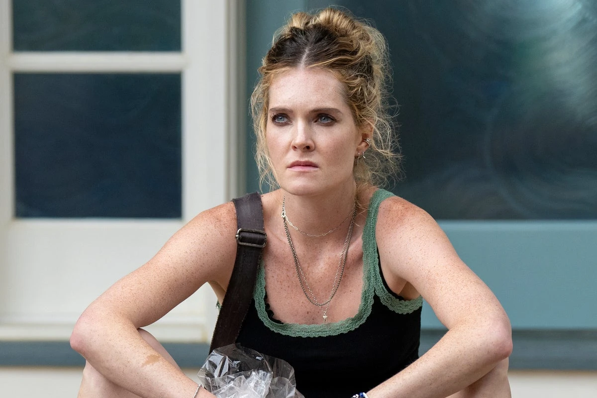 Netflix’s Sirens is an uneven but beguiling slice of summer escapism