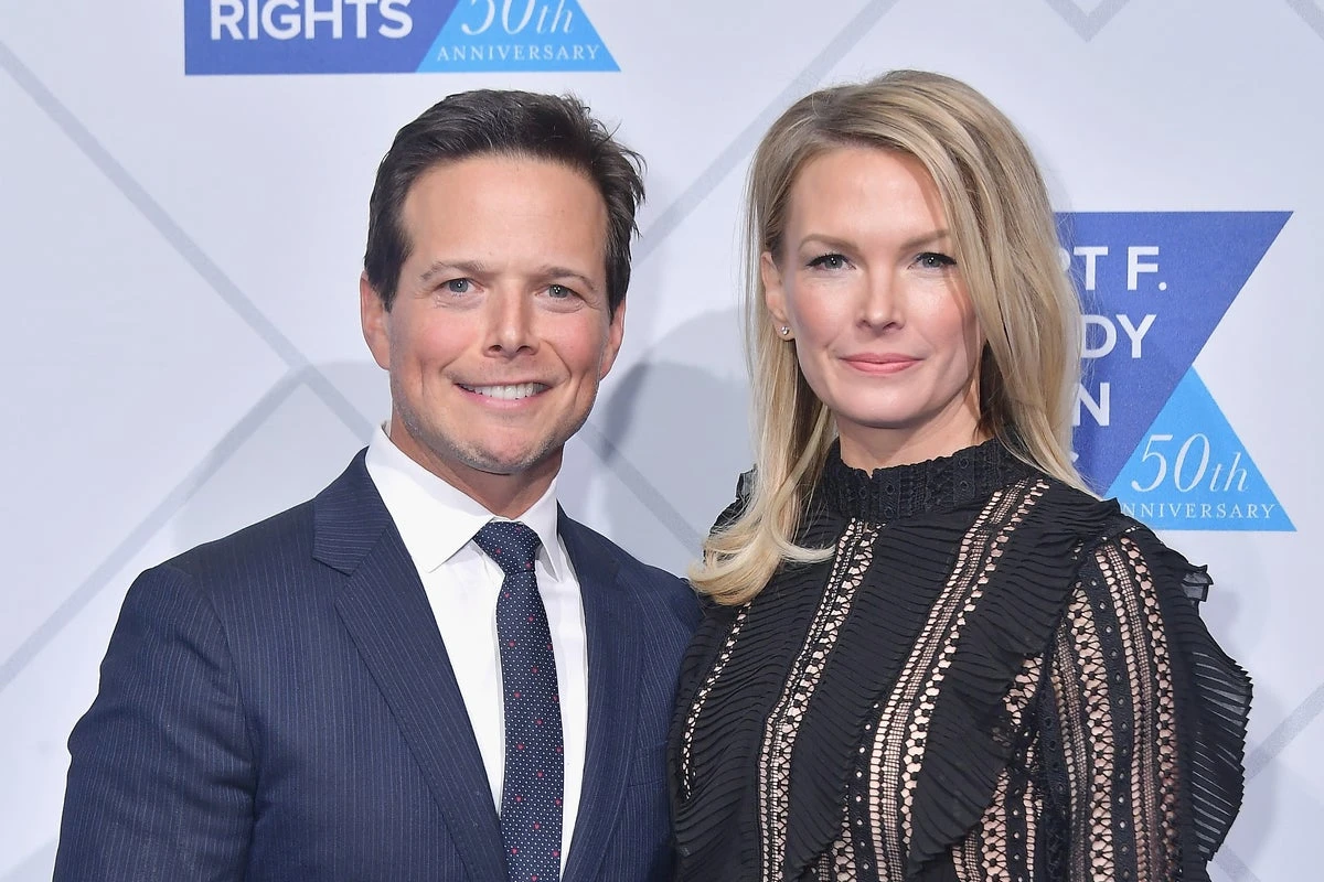 90s heartthrob seeks restraining order against estranged wife