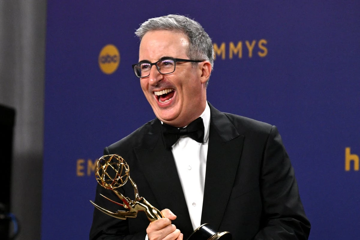 John Oliver shares opinion on UK version of Saturday Night Live