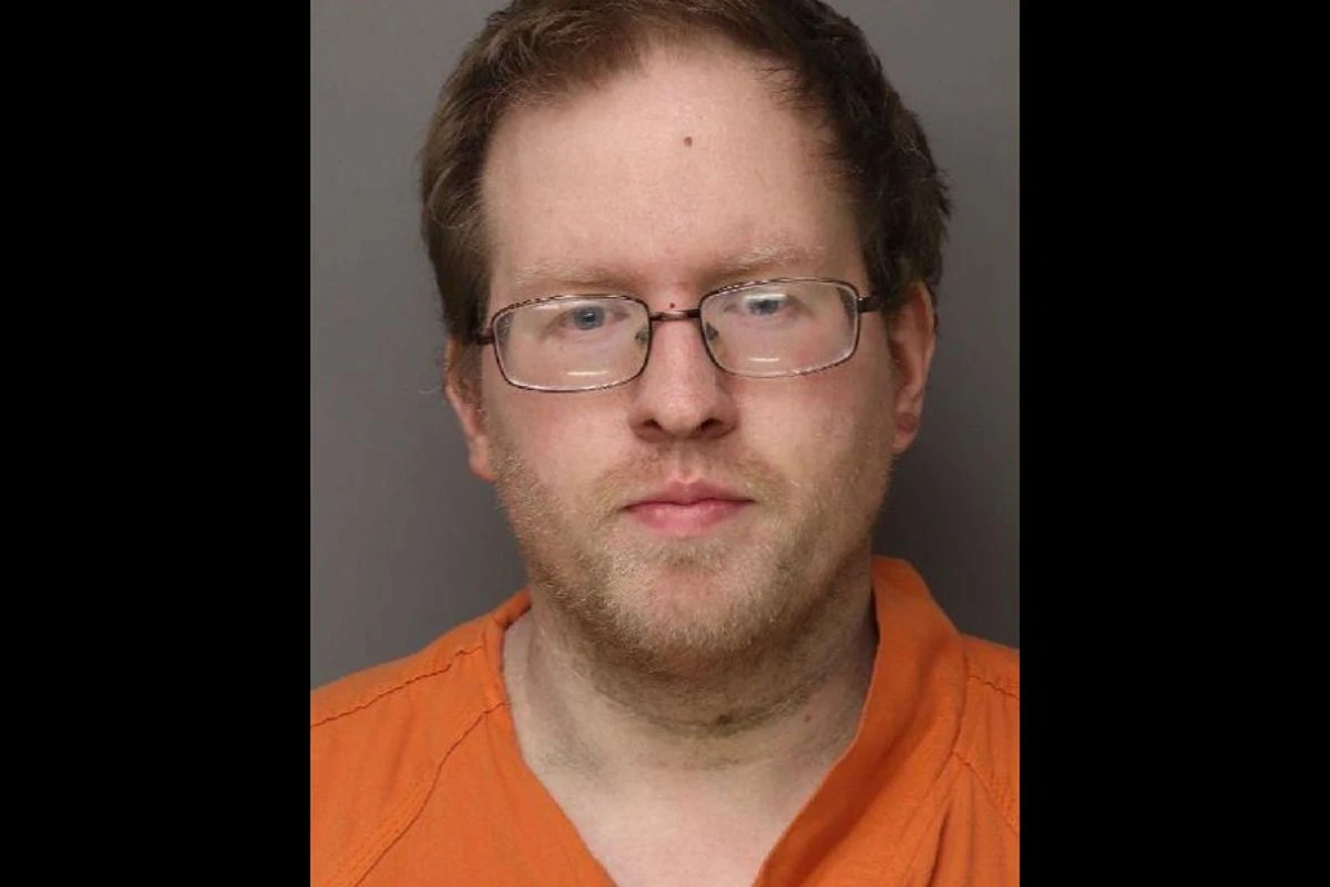 Man accused of keeping vulnerable adults captive charged with murder