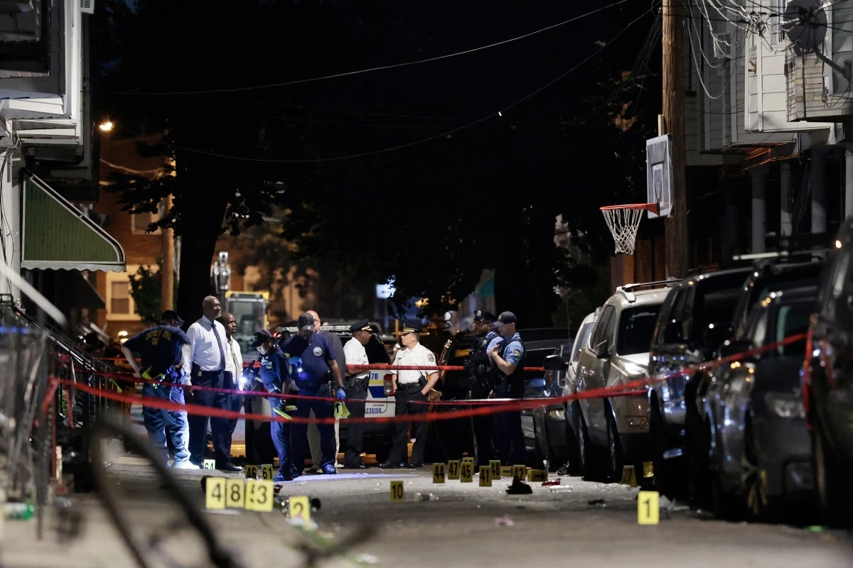 Three dead and ten hurt after gunmen fire randomly in Philadelphia