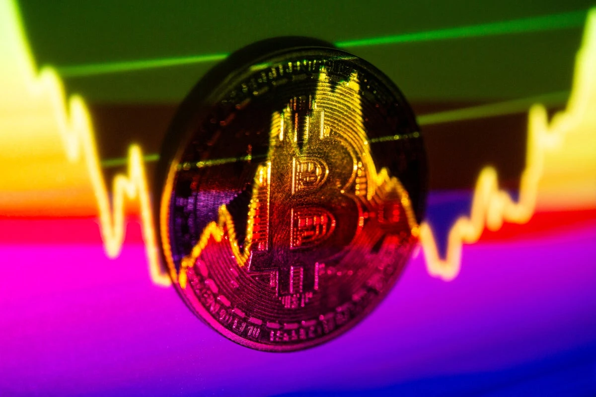 Bitcoin nears record high as analysts tell market to ‘buckle up’