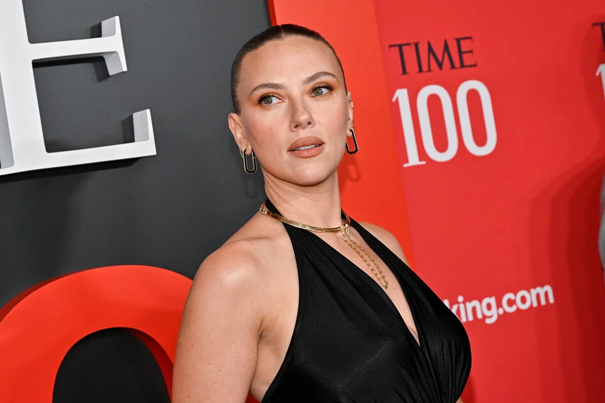 Scarlett Johansson says ‘big tech guys’ have ‘muzzled’ Hollywood