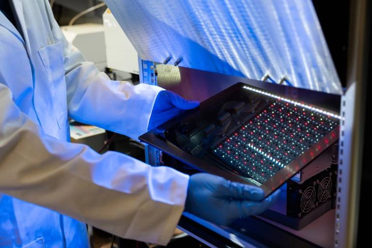 Record-breaking indoor solar cells pave way for battery-free future