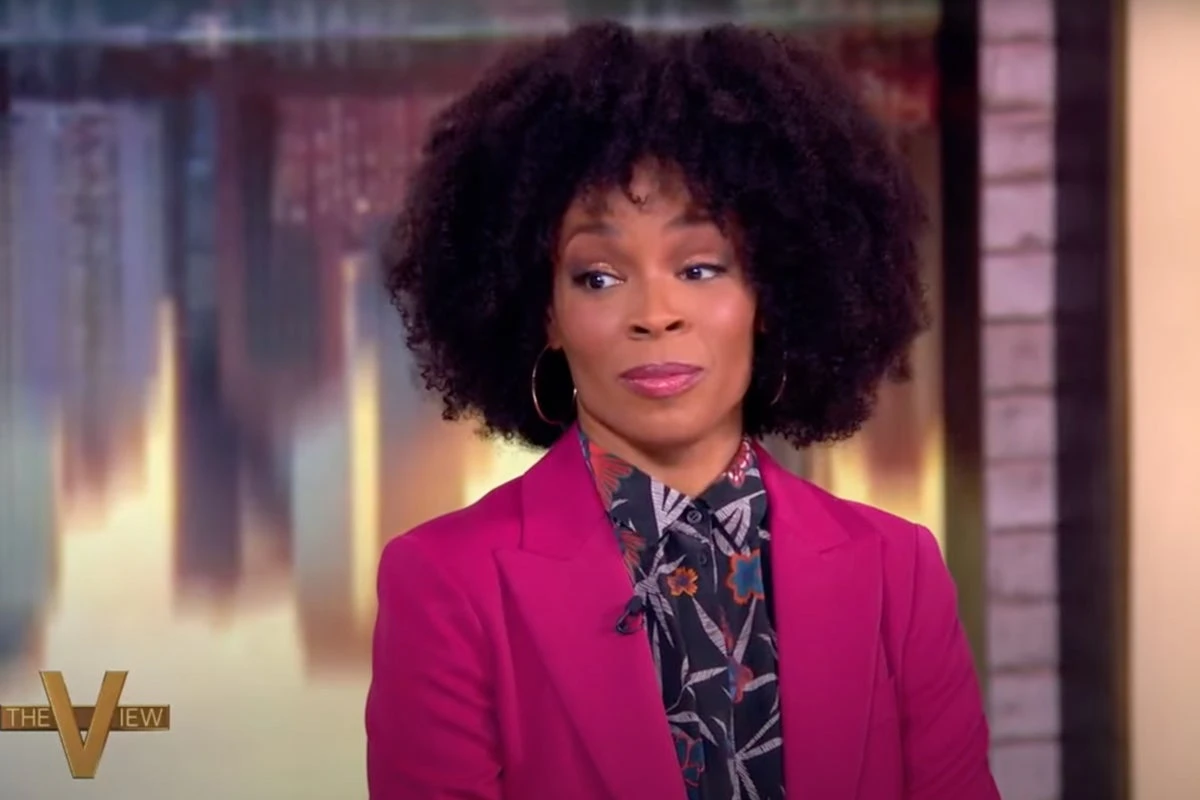 Amber Ruffin feels ‘less welcome’ in US after White House cancellation