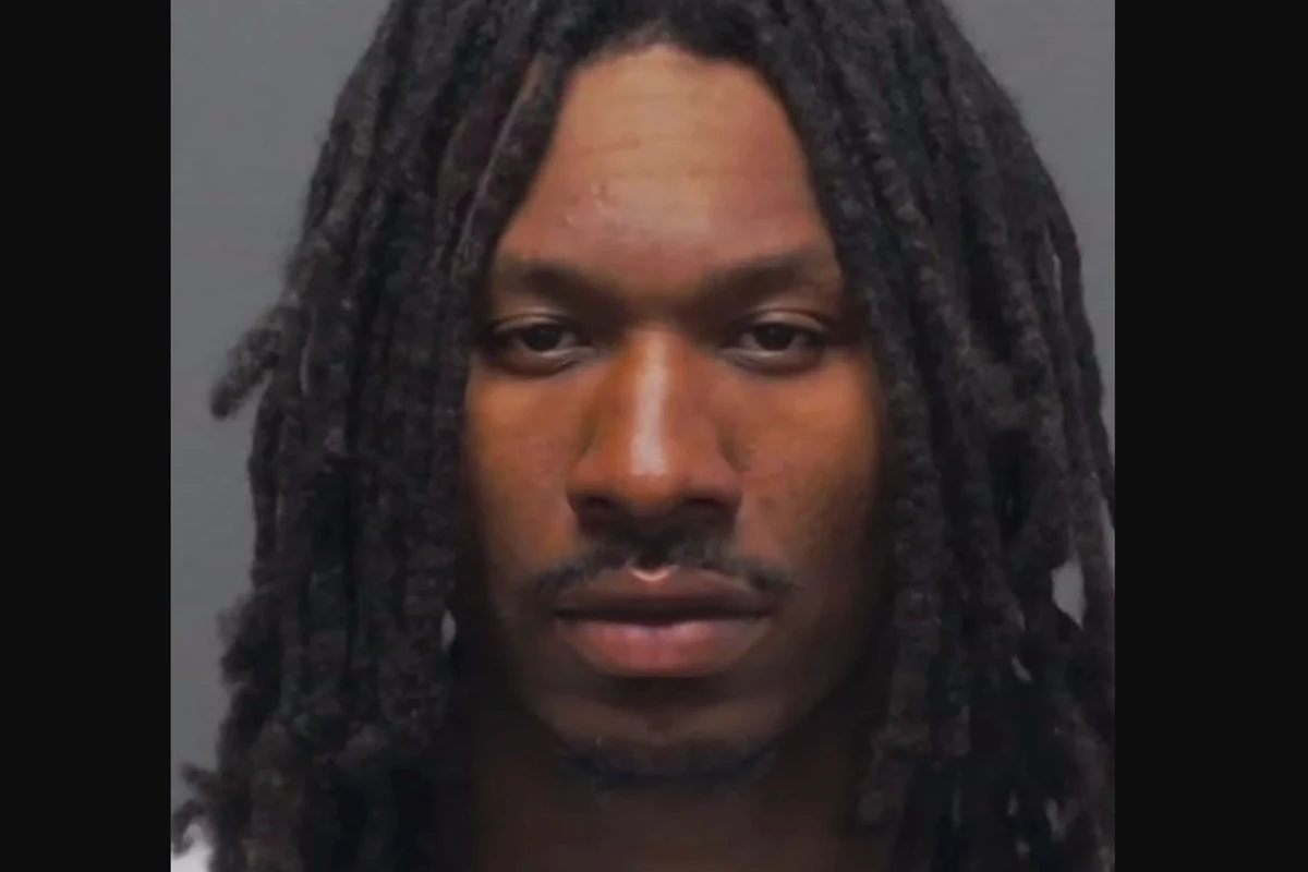 Duke Dennis arrested for playing game of hide and seek in Texas mall