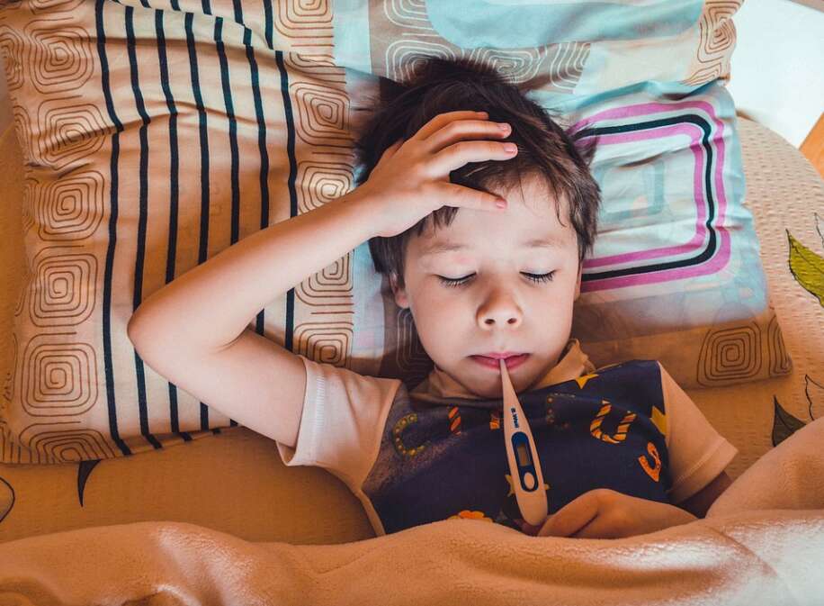 Cosa c’è da sapere sul ritorno anticipato dell’influenza, e come mai colpisce soprattutto i bambini – L’intervista