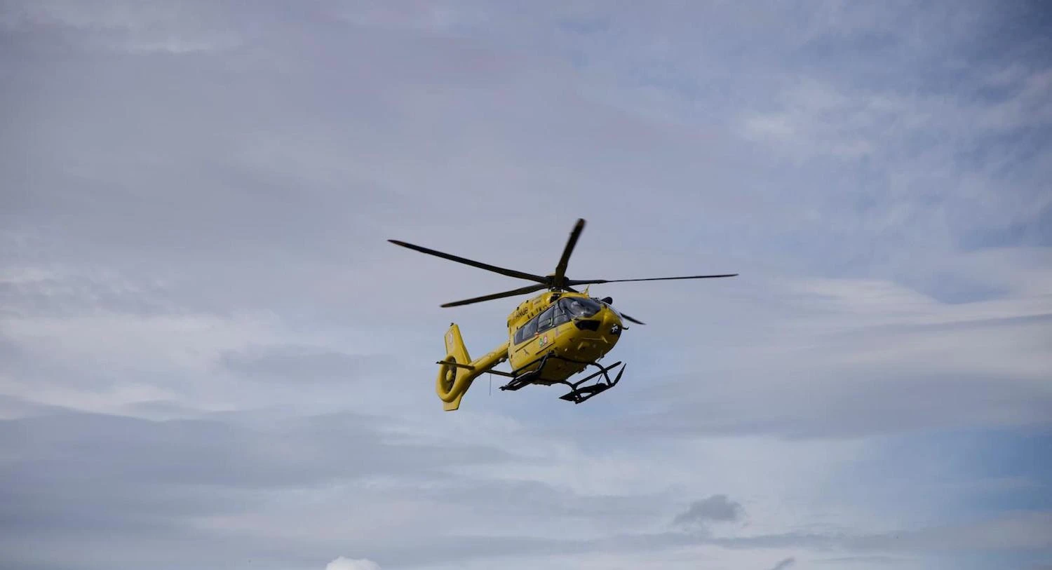 Incidente in Val Pellice, bambino di 5 anni muore travolto dal trattore guidato dal cugino. Era il giorno del suo compleanno