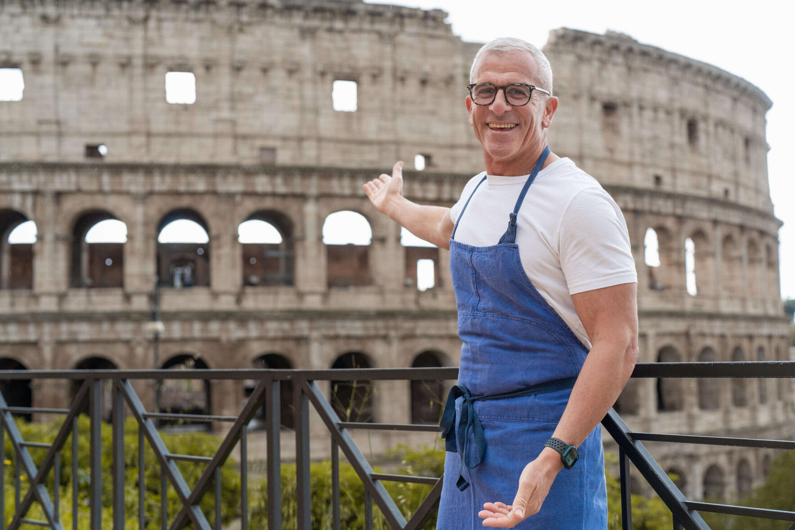 Lo chef Max Mariola «Sono diventato una star di internet per disperazione» – La videointervista