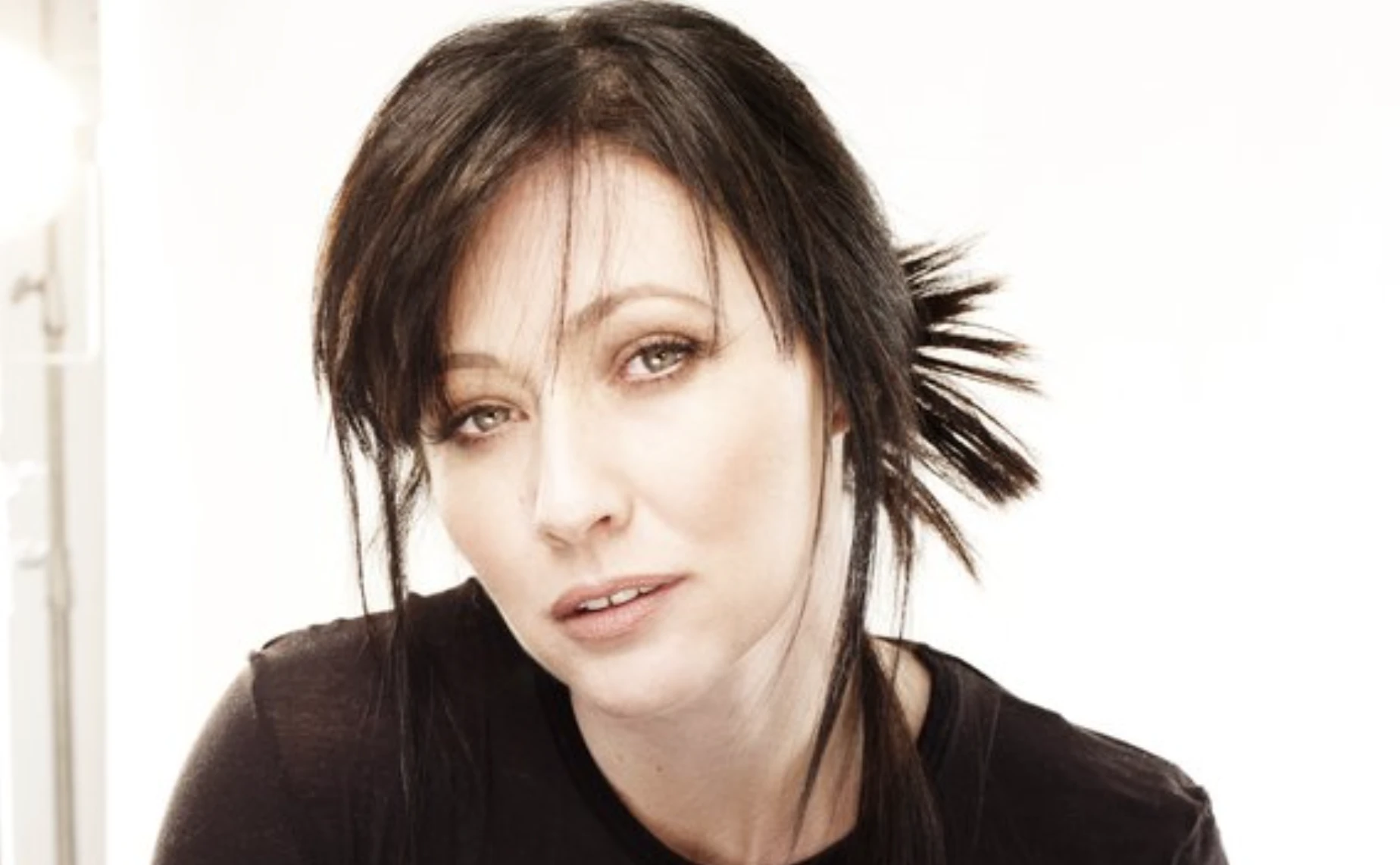 È morta a 53 anni l’attrice Shannen Doherty, star della serie tv Beverly Hills 90210