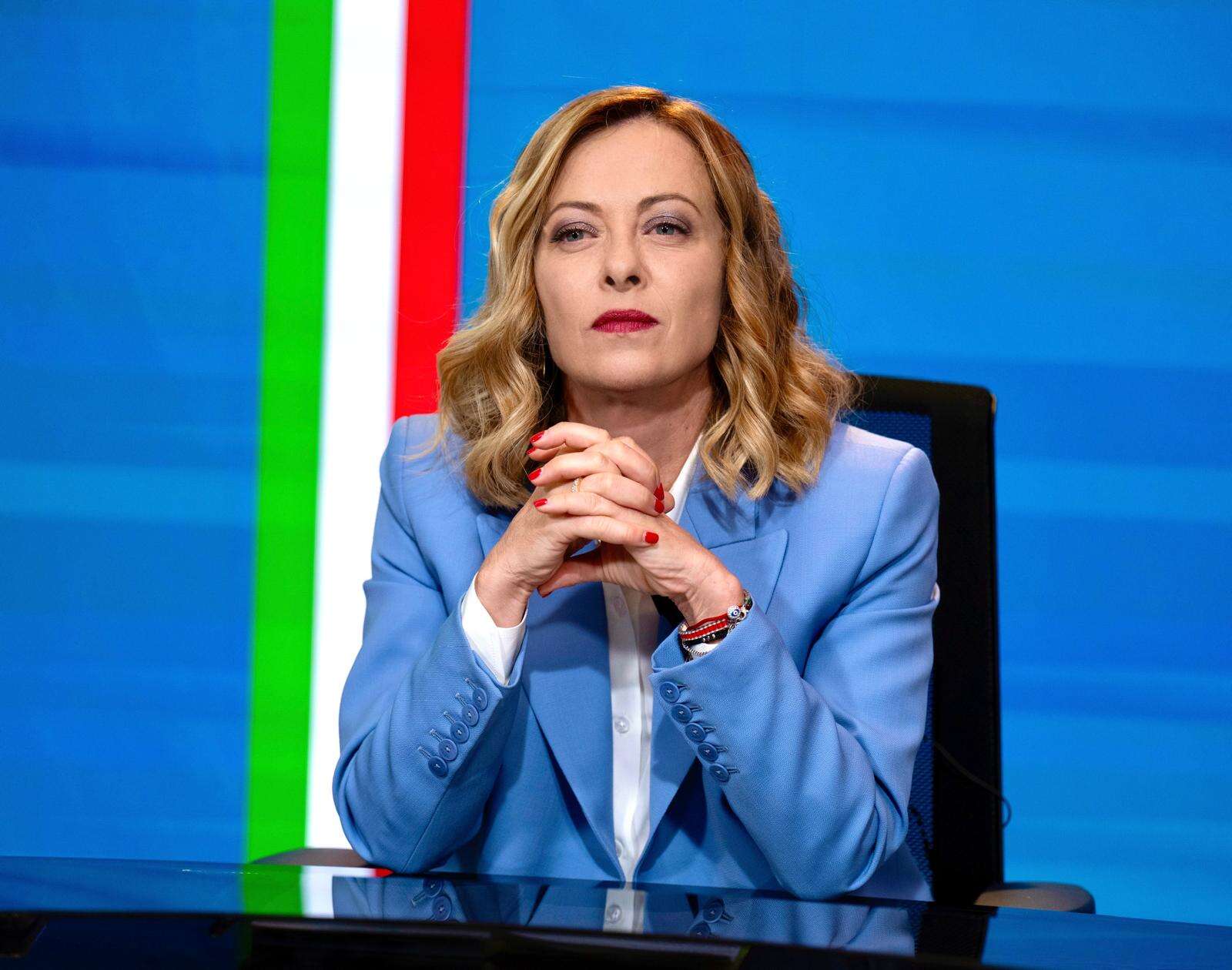 Trattative Ue, Meloni sulla maggioranza Ursula: «È fragile, nel futuro si sposterà a destra». E attacca Salis: «Le sue parole sono vergognose»