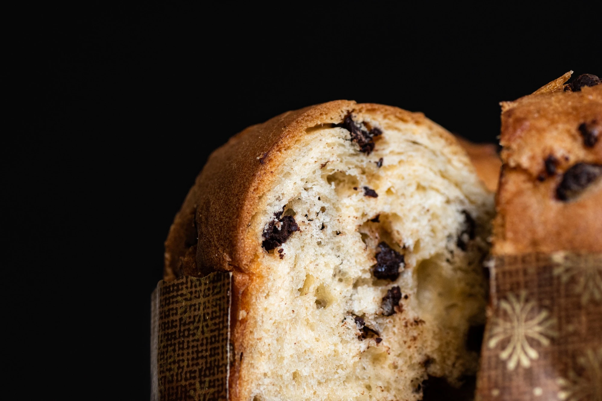 La stroncatura del «Times» al panettone: «Troppo dolce, troppo pesante, troppo cotto. È pieno di difetti»