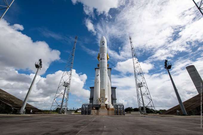 Tutto pronto per il lancio di Ariane 6, il razzo dell’Esa che potrebbe aprire l’era della «space economy» (e che ha pezzi italiani)