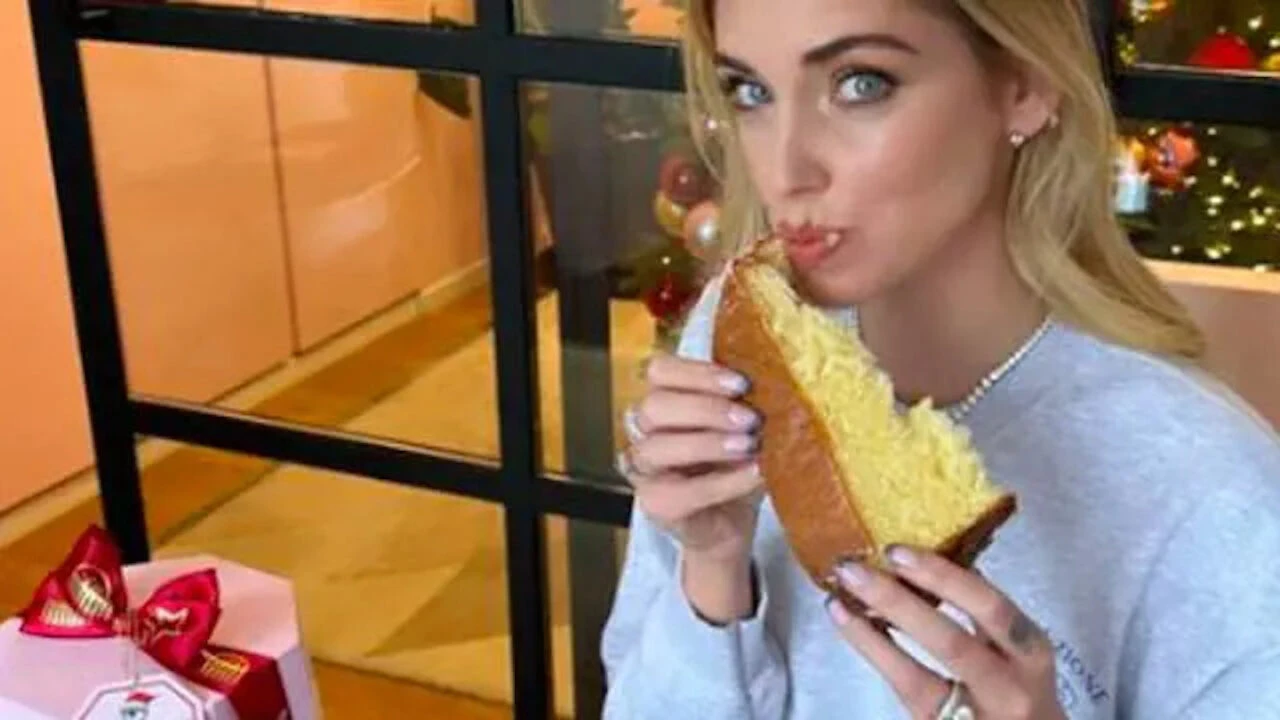 Chiara Ferragni e l’affare sui pandori Balocco, ora il Codacons alza il tiro: «Truffa aggravata, lunedì la denunciamo in 104 procure»