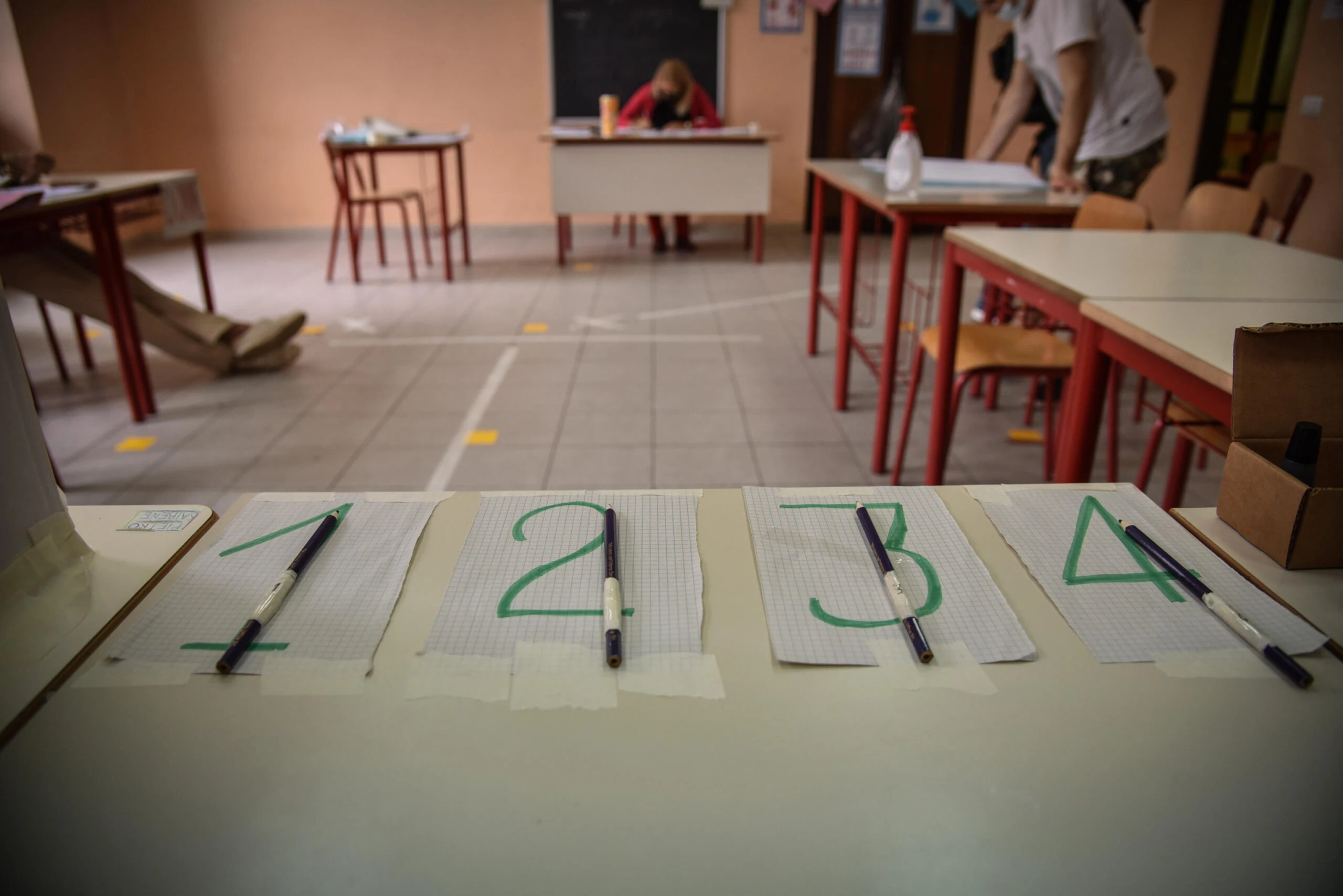 Pesaro, candidato consigliere posta il voto. Il rivale dell’altra Lista: «Atto gravissimo»