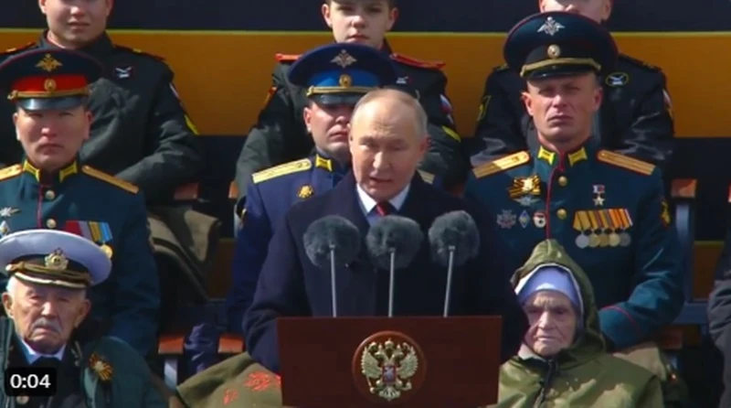 Putin: «Non permetteremo a nessuno di minacciarci, faremo di tutto per impedire un conflitto globale»