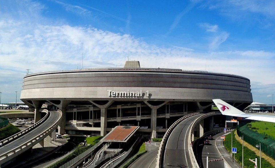 South Africa Probes Alleged Ill Treatment of Opera Star in France
