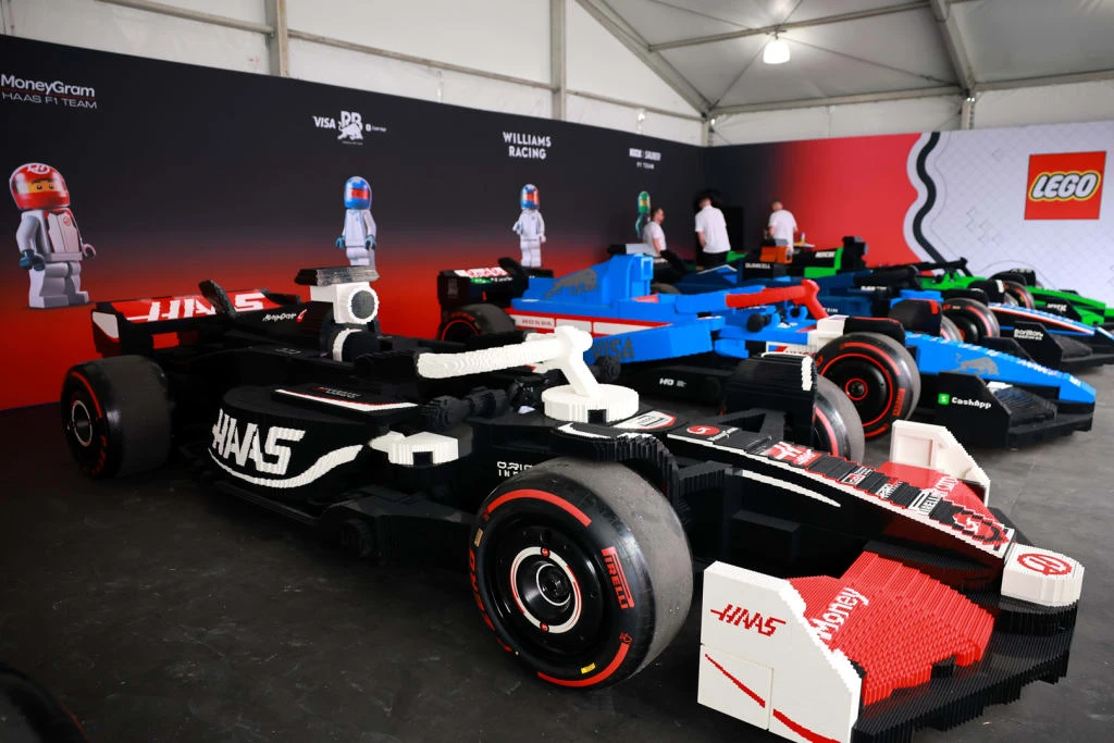 These Formula 1 cars are made of 400,000 lego pieces—and they can drive