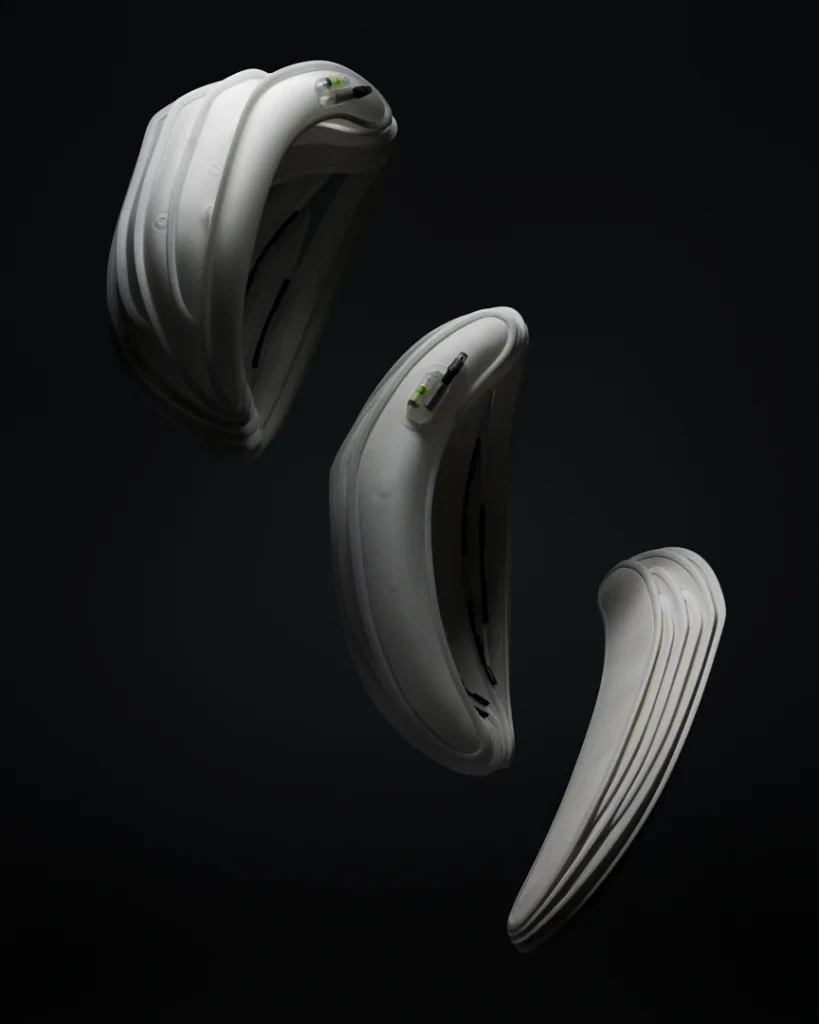What’s it like to use this new strong and light inflatable bike helmet
