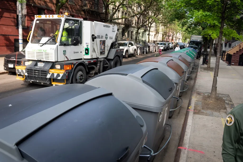 New York’s War on Rats has a new secret weapon: the big gray bin