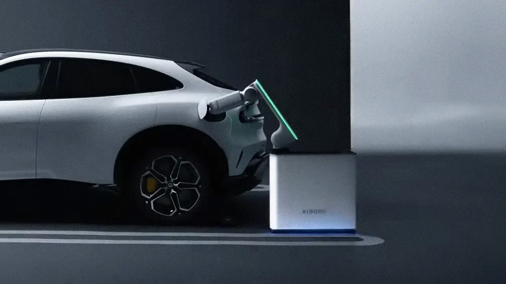 This robotic arm charges your EV so you don’t have to