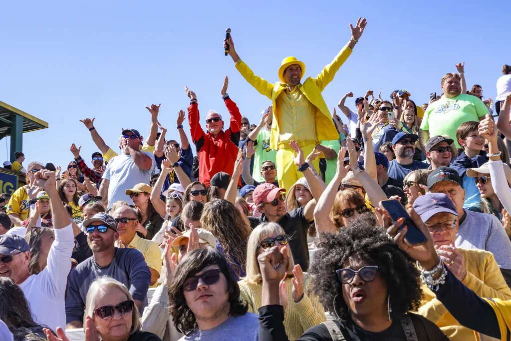 The Savannah Bananas storm Fenway Park