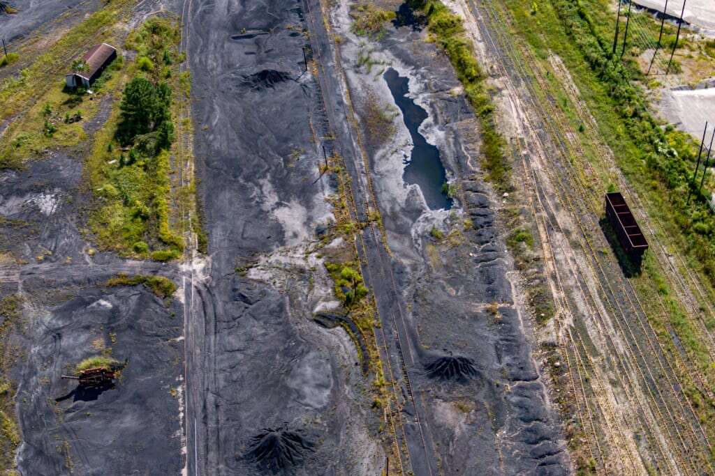 This abandoned Alabama coal plant is poisoning the groundwater—but its owners don’t seem to care