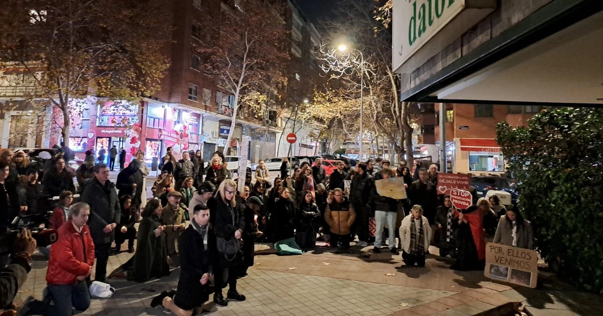 
         Centros provida, ante la amenaza de Igualdad de prohibir su presencia: «Que nos encarcelen, vamos a seguir» 
    