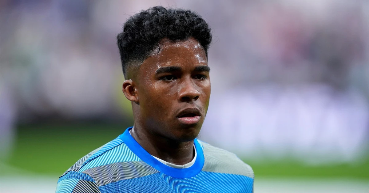 
         La normativa por la que Endrick podría romper su contrato con el Real Madrid a final de temporada 
    